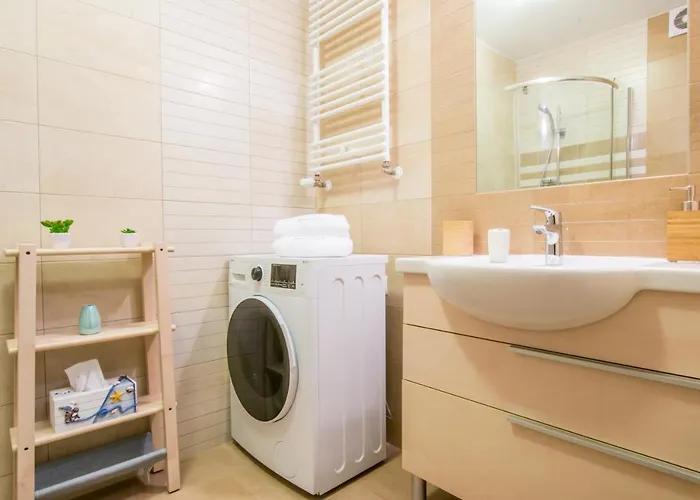 Blue Island Apartment