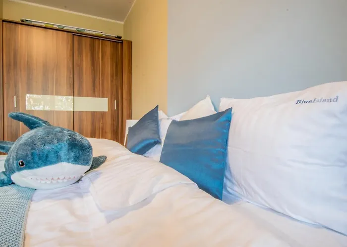 Blue Island Apartment